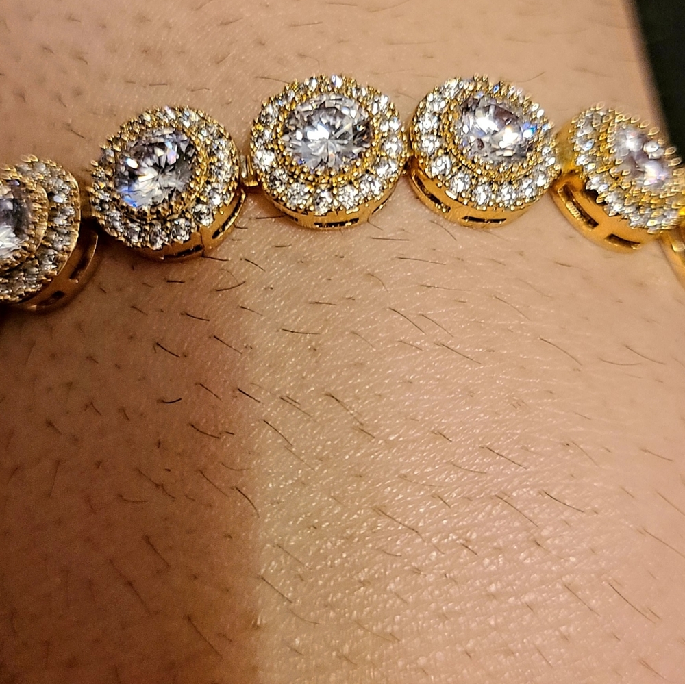 Charming women bracelte